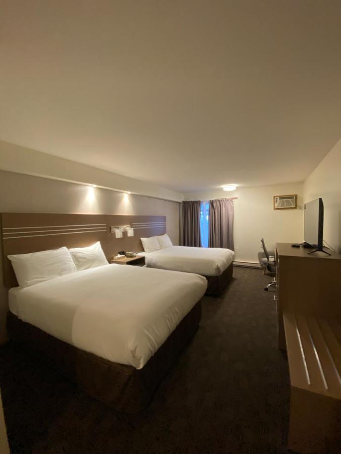 Chalet Continental Motel Вейлмаунт Екстер'єр фото