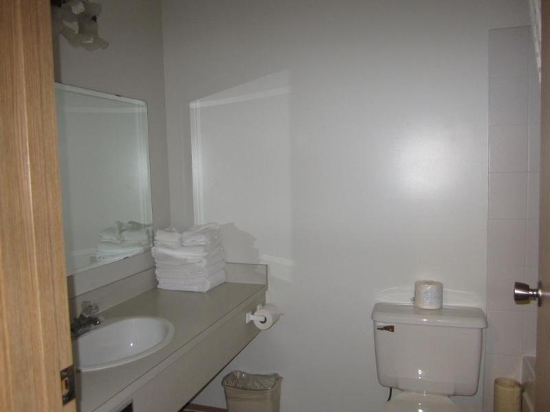 Chalet Continental Motel Вейлмаунт Екстер'єр фото